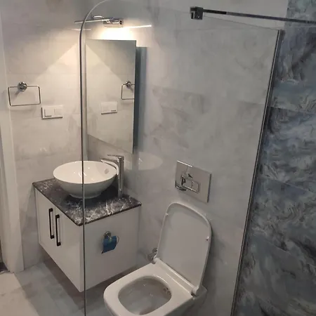 Apartment Tuana *